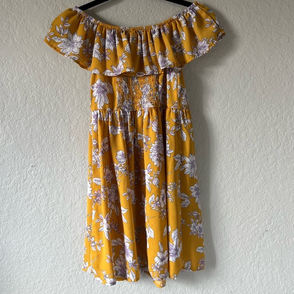 Yellow Floral Off the Shoulder Dress - Picture 3 of 6